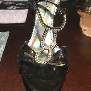 Beautiful black shoes size 8 new never used